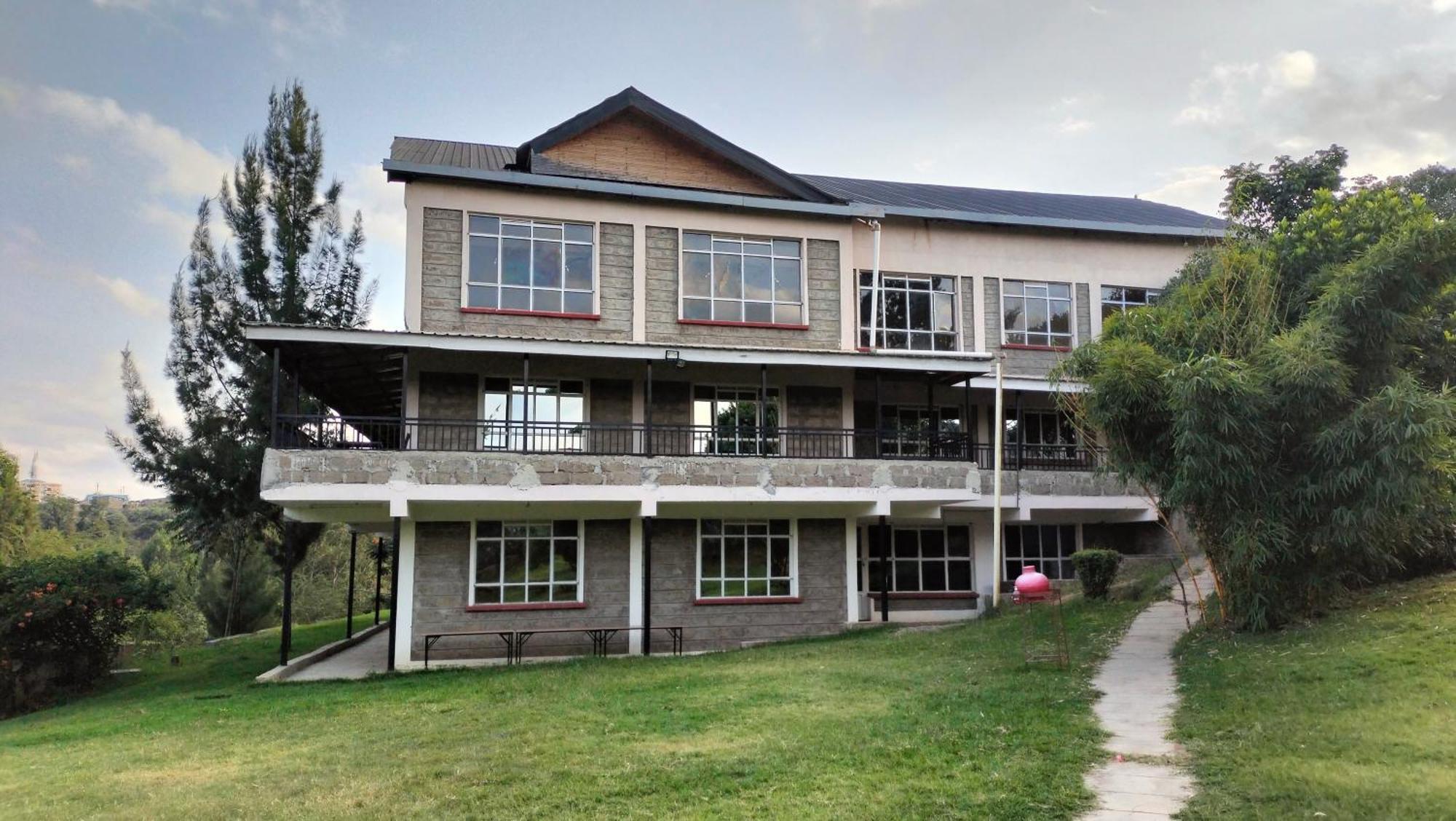Esikar Gardens Hotel Narok Екстер'єр фото