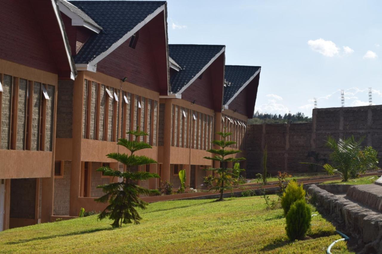 Esikar Gardens Hotel Narok Екстер'єр фото